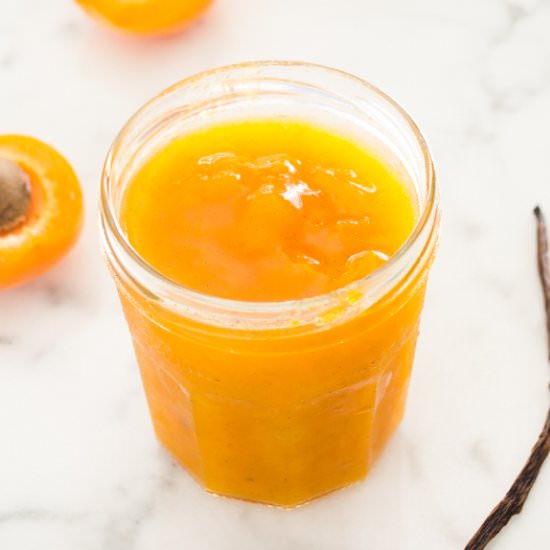 Quick Apricot Vanilla Bean Jam