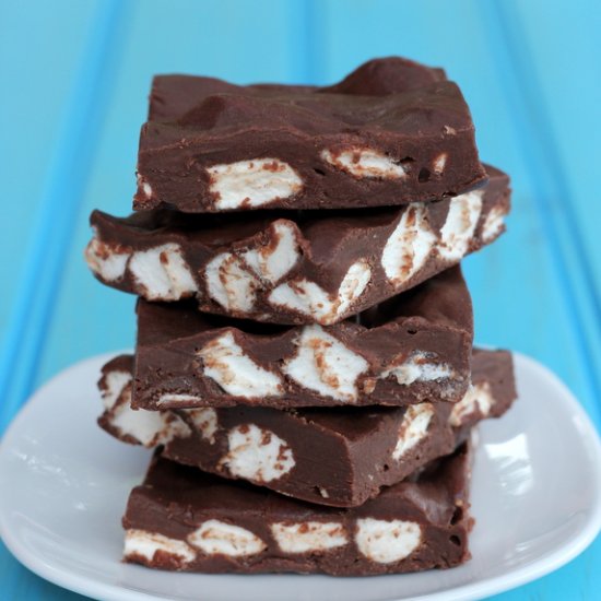 Easy Marshmallow Fudge Bars