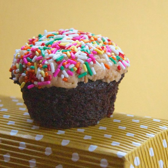 Cookie Dough Stuffed Cupcakes