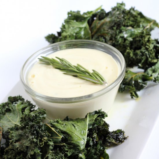 Paleo Garlic Aioli and Kale Chips