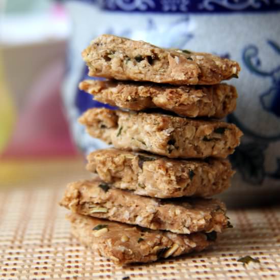 Oat and wheat savory cookies