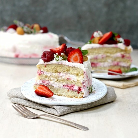 Danish Layer Cake with Cream