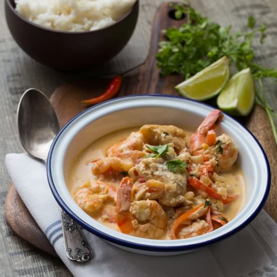 Moqueca de Peixe e Camarao