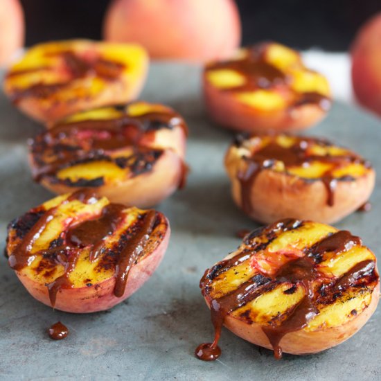 Grilled Peaches with Caramel