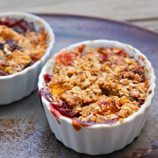 Mango berry ginger crisp