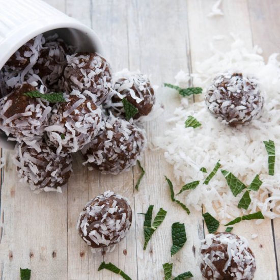 Mint Chocolate Power Balls