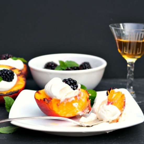 Grilled Peaches and Yogurt Cream