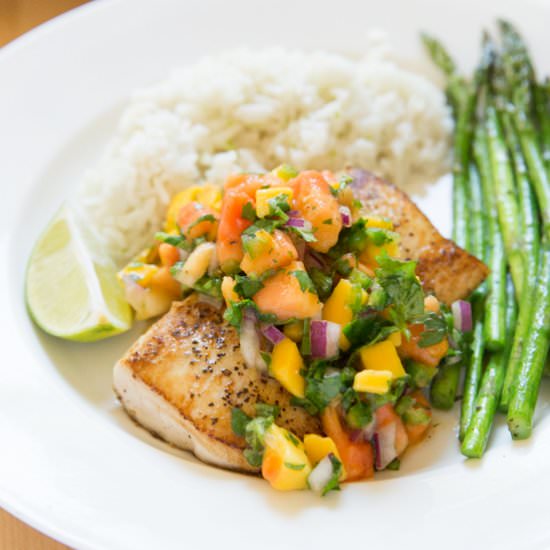 Mahi Mahi with Mango Papaya Salsa