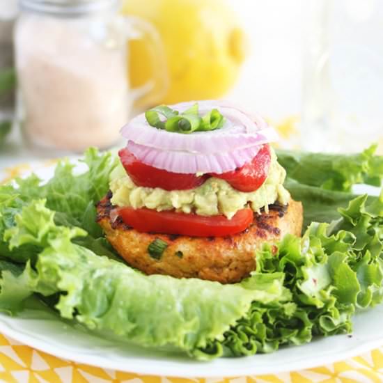 Tomato Jalapeño Salmon Burgers