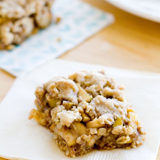 Apple Pie Crumb Bars