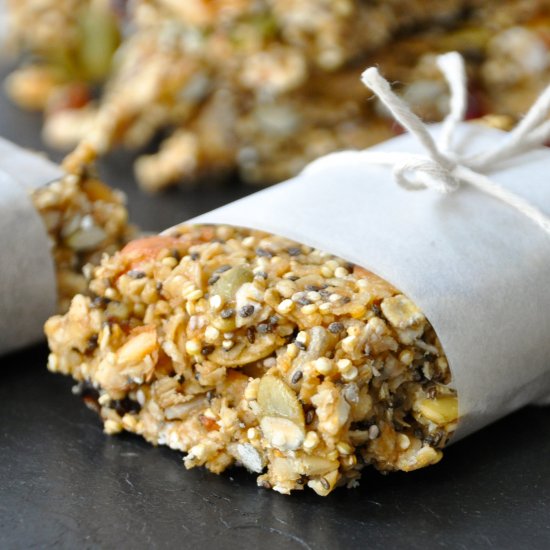 Toasted Nuts & Seeds Granola Bars