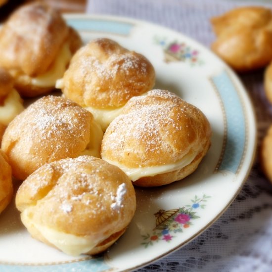 Custard Cream Puffs