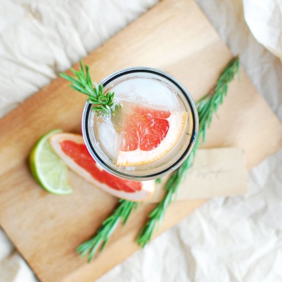 Vodka, Grapefruit & Rosemary Fizz