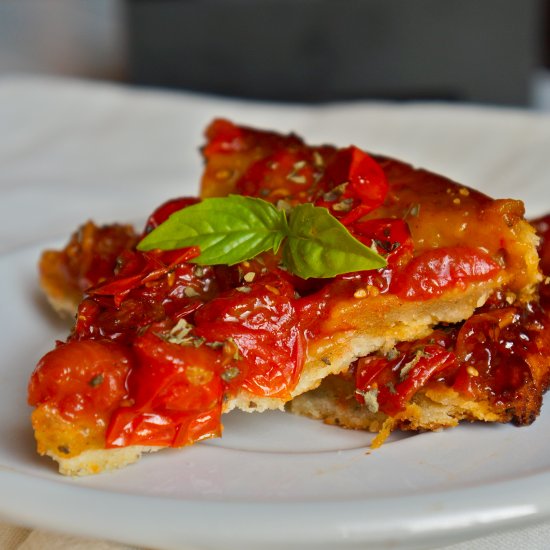 Upside-down tomato tart