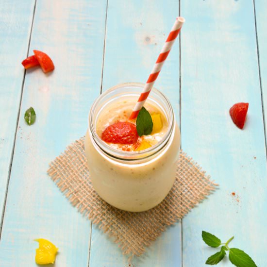 Mango, Avocado, Strawberry Smoothie