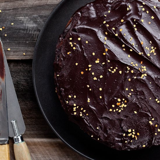 Raw Vegan Chocolate Ganache Cake