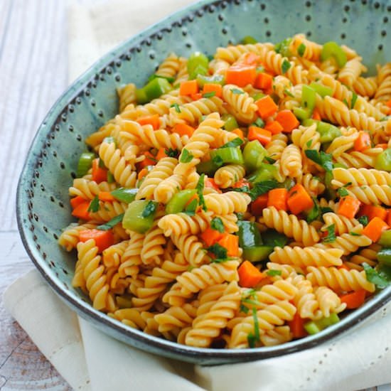 Buffalo Ranch Pasta Salad