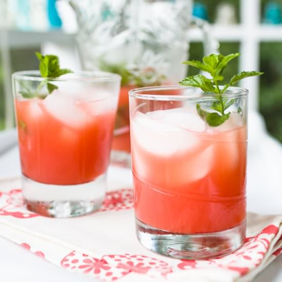 Campari and Grapefruit Cocktail