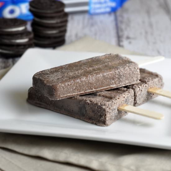 Cookies and Cream Pops