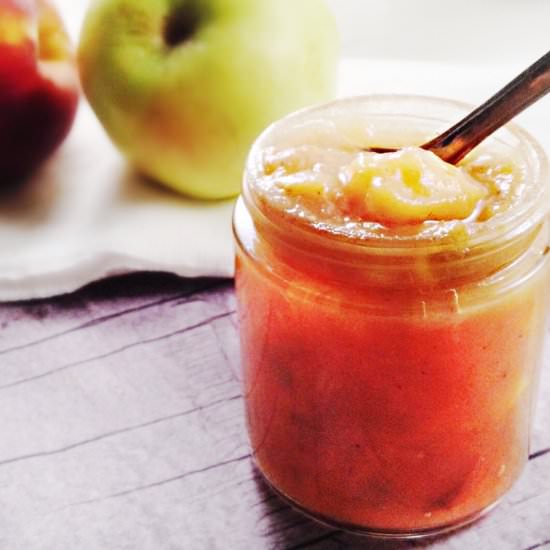 Slow-Cooked Apple and Peach Butter