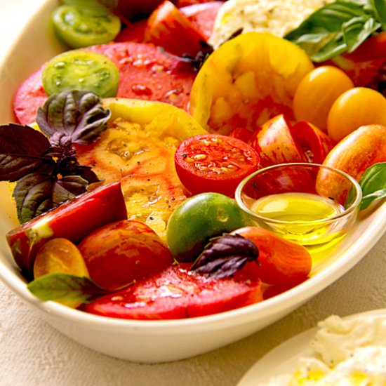 Heirloom Tomato Basil Burrata Salad