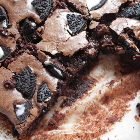 Cookies & Cream Fudge Brownies