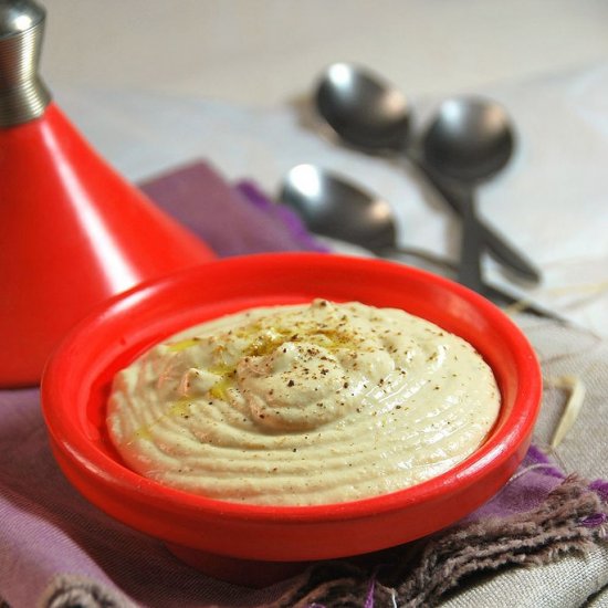 Creamy hummus