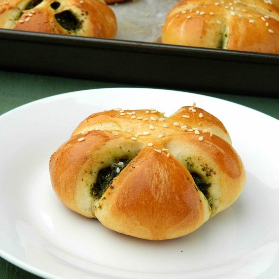 Stuffed Flower Shaped Buns