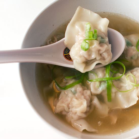 Pancit Molo: Filipino Dumpling Soup