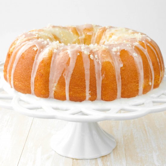 Super Lemon Bundt Cake