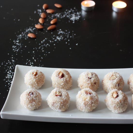 Coconut balls/ Coconut Sweet balls