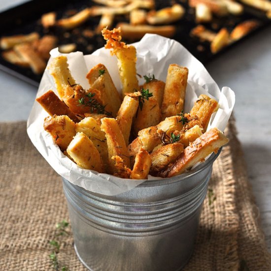 Parmesan Thyme Bread Crust Snacks