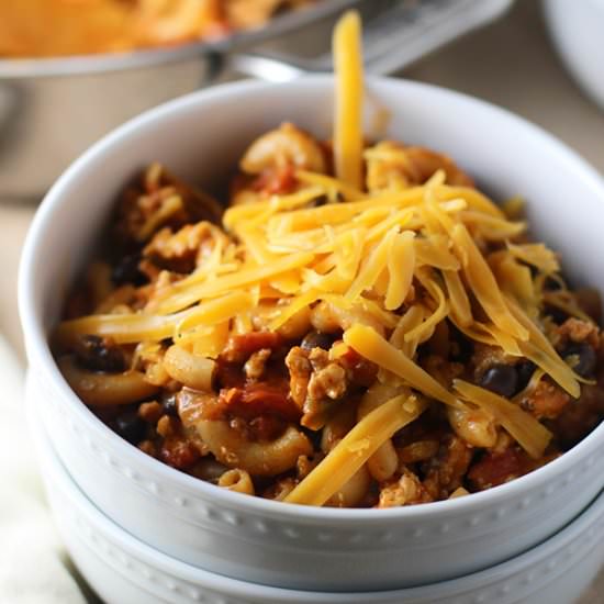 Skinny one pot chili mac