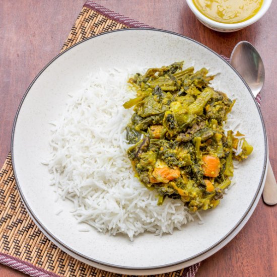 Malabar Spinach with ‘Hilsa’