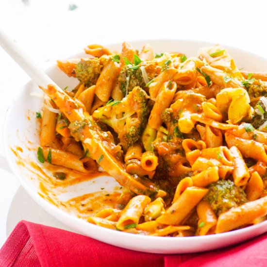 Healthy One Pan Penne with Broccoli