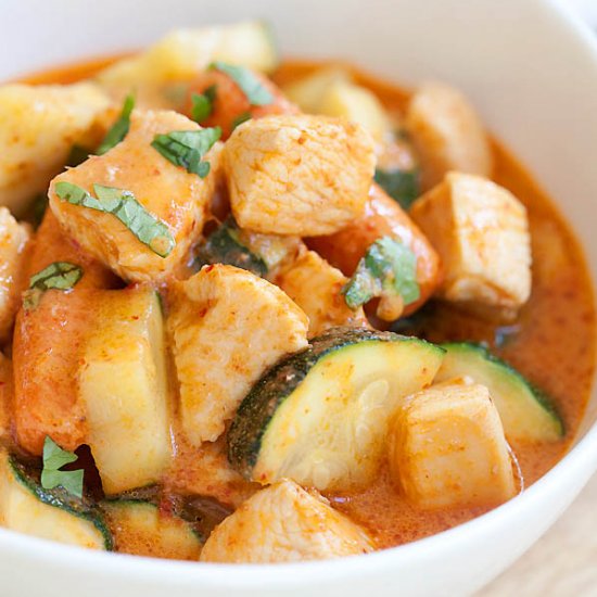 Zucchini and Chicken Curry