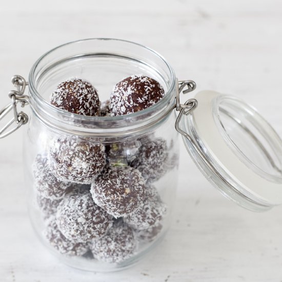 Superfood Bliss Balls