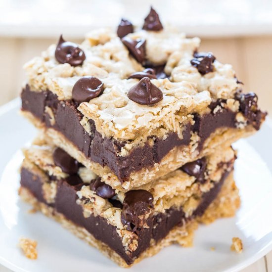 Fudgy Oatmeal Choc Chip Cookie Bars