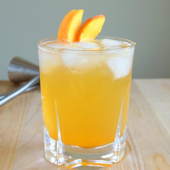 Apricot Polska Cocktail