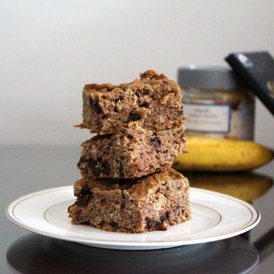 Peanut Butter Chocolate Chip Squares