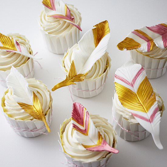 Gold Feather Cupcakes