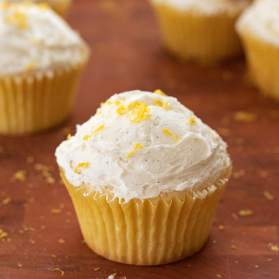 Lemon Cupcakes Vanilla Bean Frosting