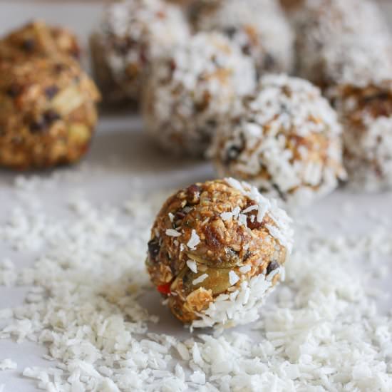 Raw Superfood Balls & Bars