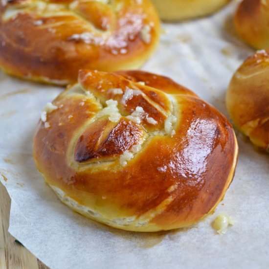 Garlic Butter Pretzel Rolls