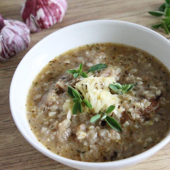 Garlic Soup with Bread