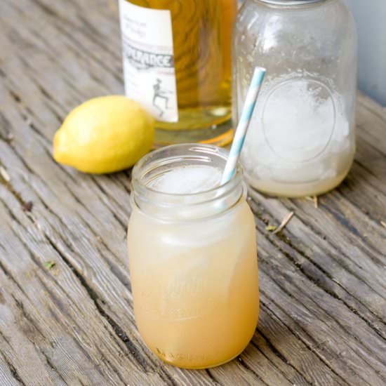 Whiskey Peach Lemonade