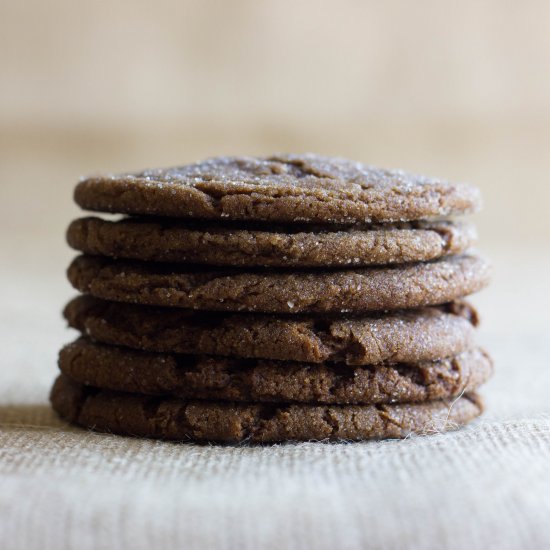 Chewy Molasses Cookies