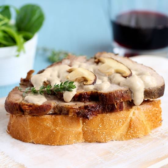 Roasted Pork & Shiitake Cream Tosta