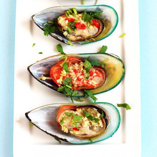 Oven Baked Garlic Butter Mussels