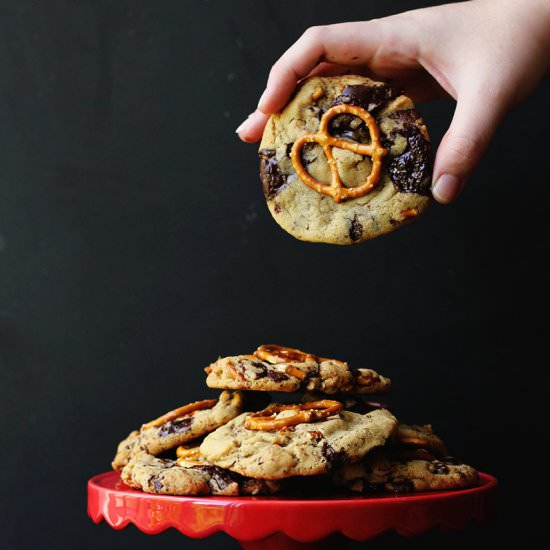 Chocolate Chip Pretzel Cookies